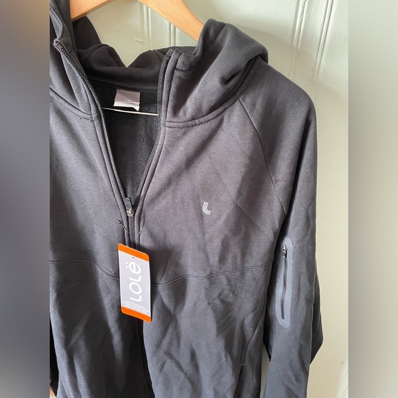 🔊 Lole | NEW Black Zip Sweater - Picture 2 of 7